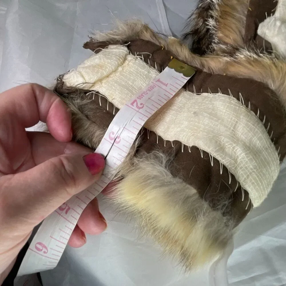 Vintage Coyote fur mitten top or coat cuffs - Picture 4 of 11